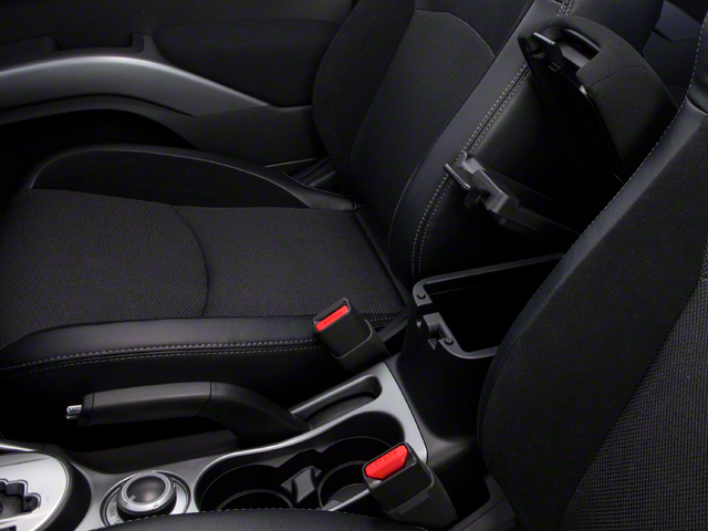 2010 Mitsubishi Outlander SE