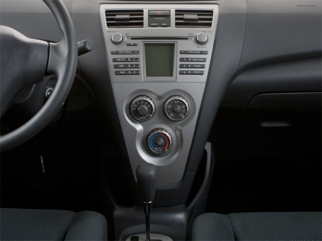 2010 Toyota Yaris Base
