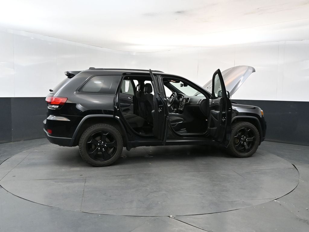 2019 Jeep Grand Cherokee Laredo