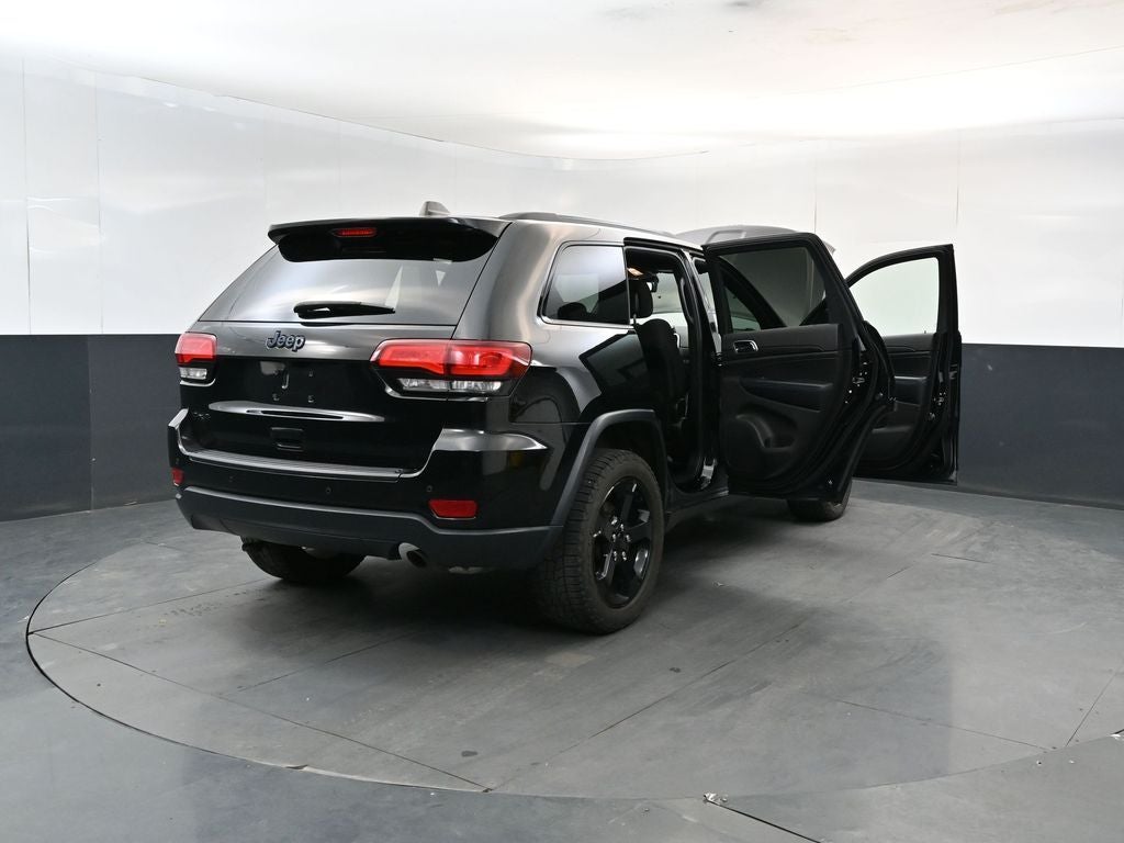 2019 Jeep Grand Cherokee Laredo