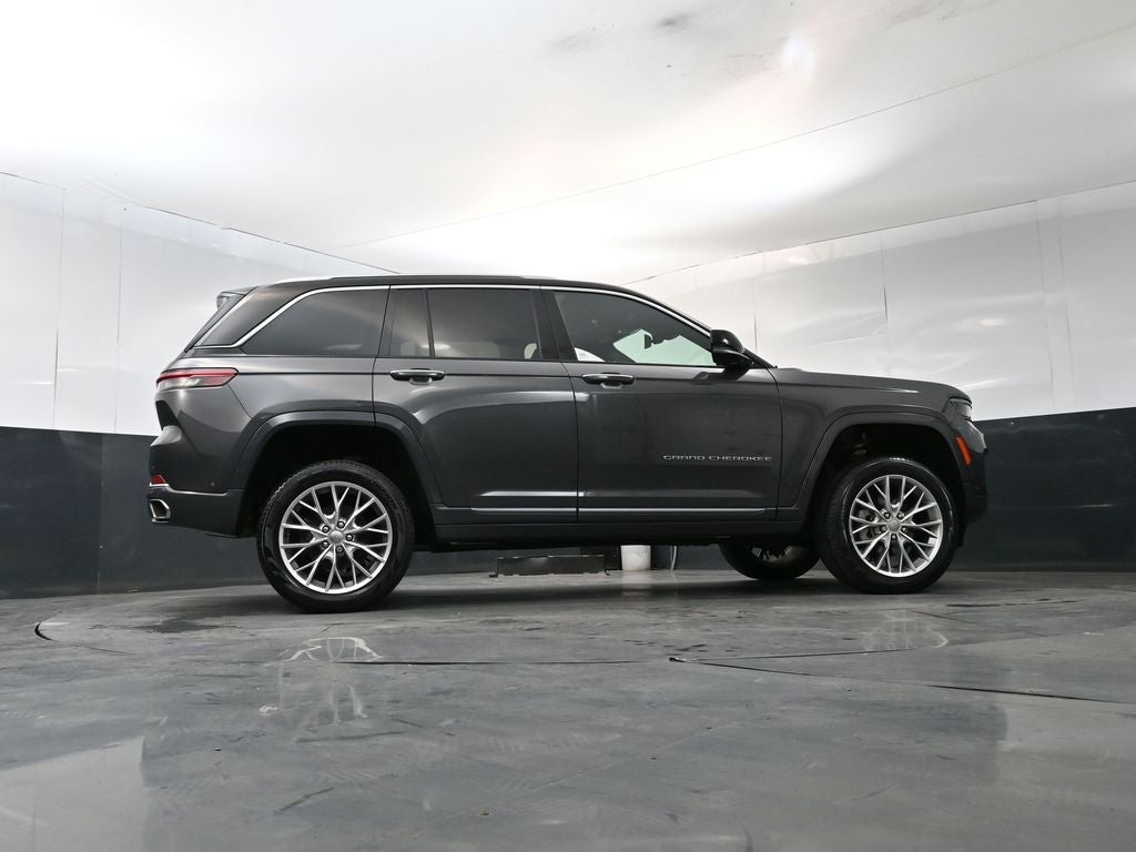2023 Jeep Grand Cherokee Summit
