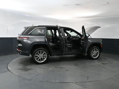 2023 Jeep Grand Cherokee Summit