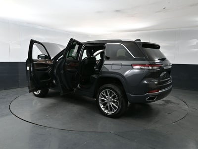 2023 Jeep Grand Cherokee Summit