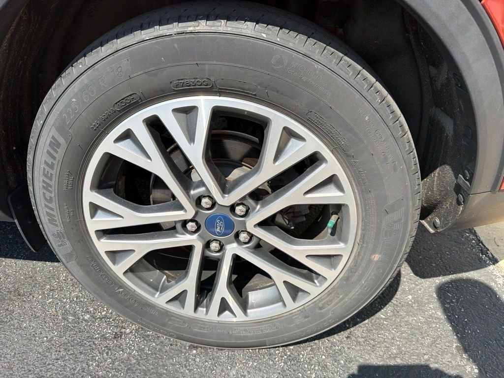 2020 Ford Escape SEL