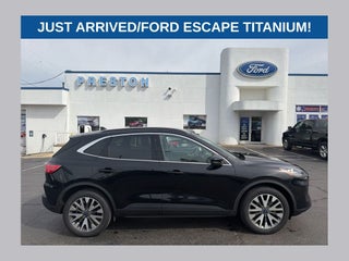 2020 Ford Escape Titanium
