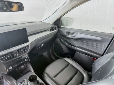 2025 Ford Escape Platinum