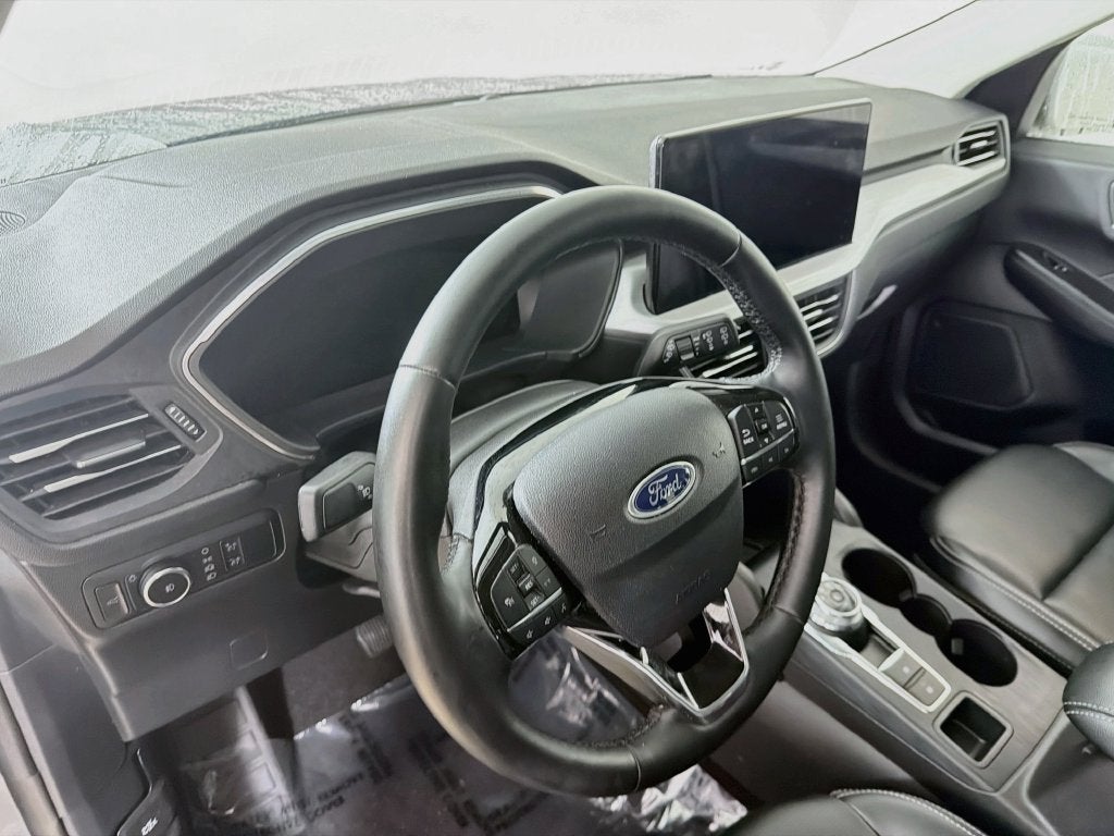 2025 Ford Escape Platinum