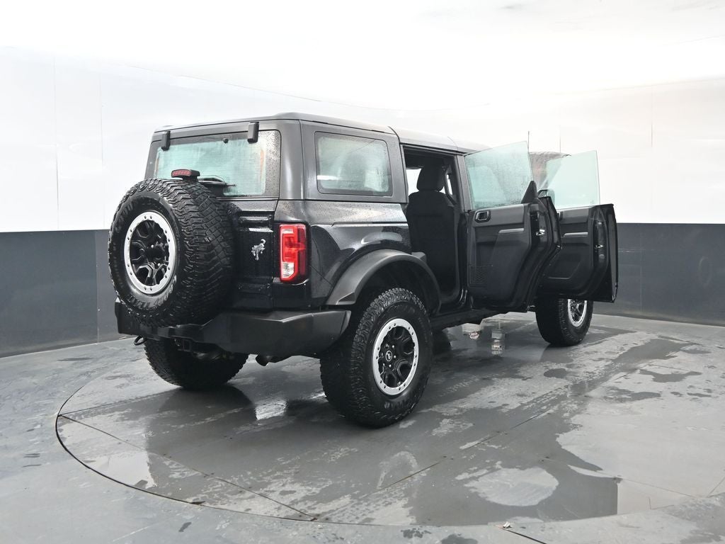 2023 Ford Bronco Base