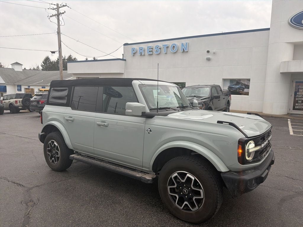 2024 Ford Bronco Outer Banks