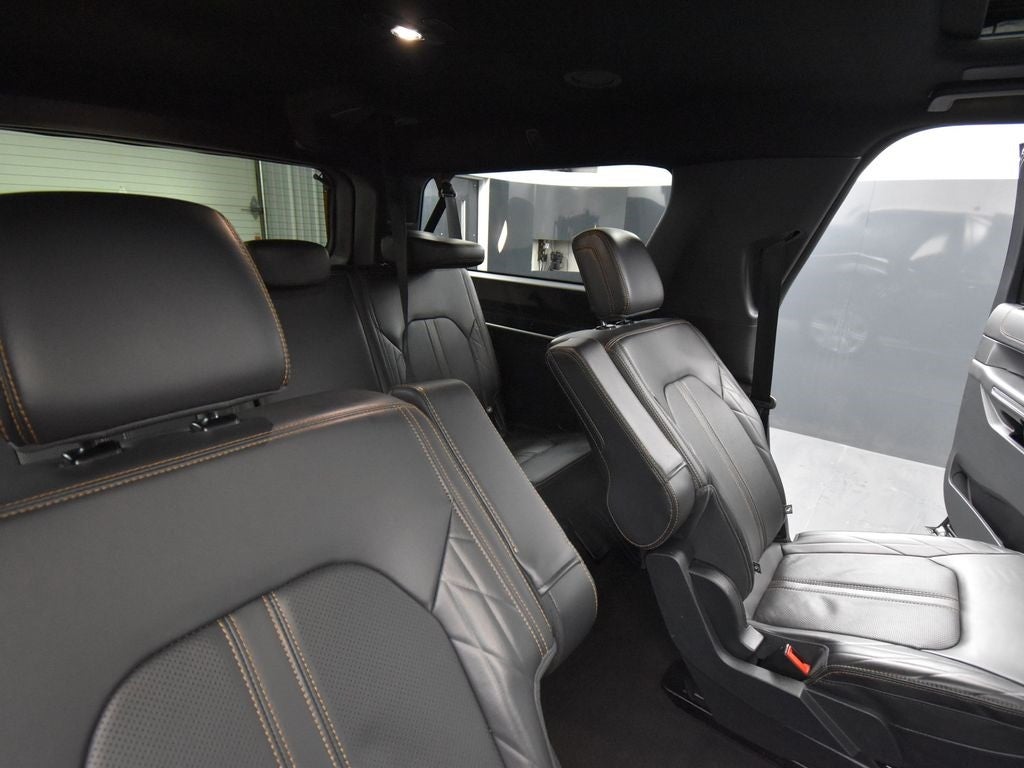2024 Ford Expedition Max Platinum