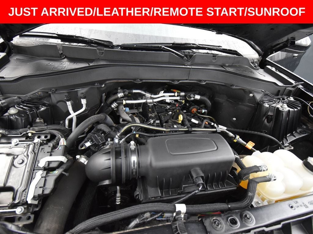 2023 Ford Explorer XLT 4X4