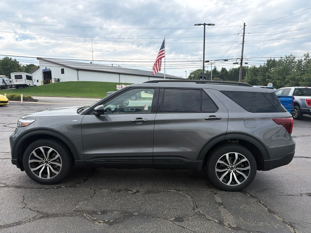 2023 Ford Explorer ST-Line