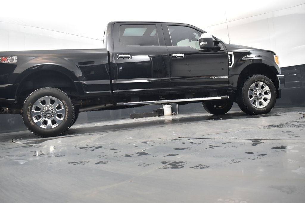 2017 Ford F-250SD Lariat