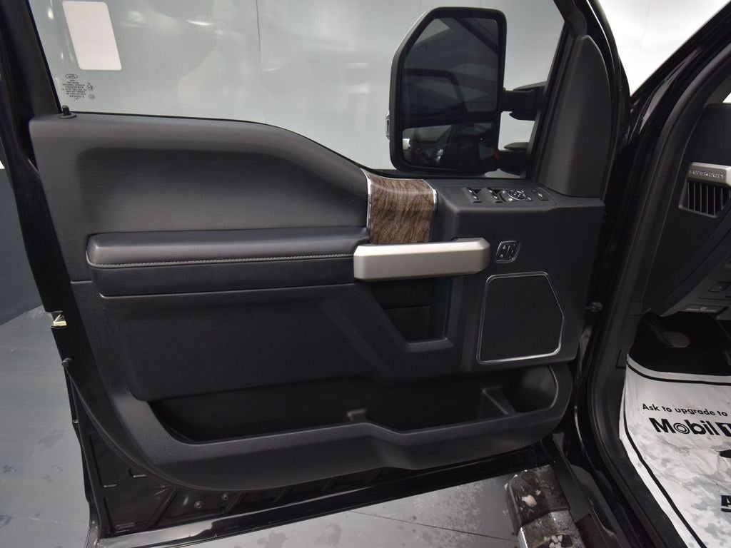 2017 Ford F-250SD Lariat