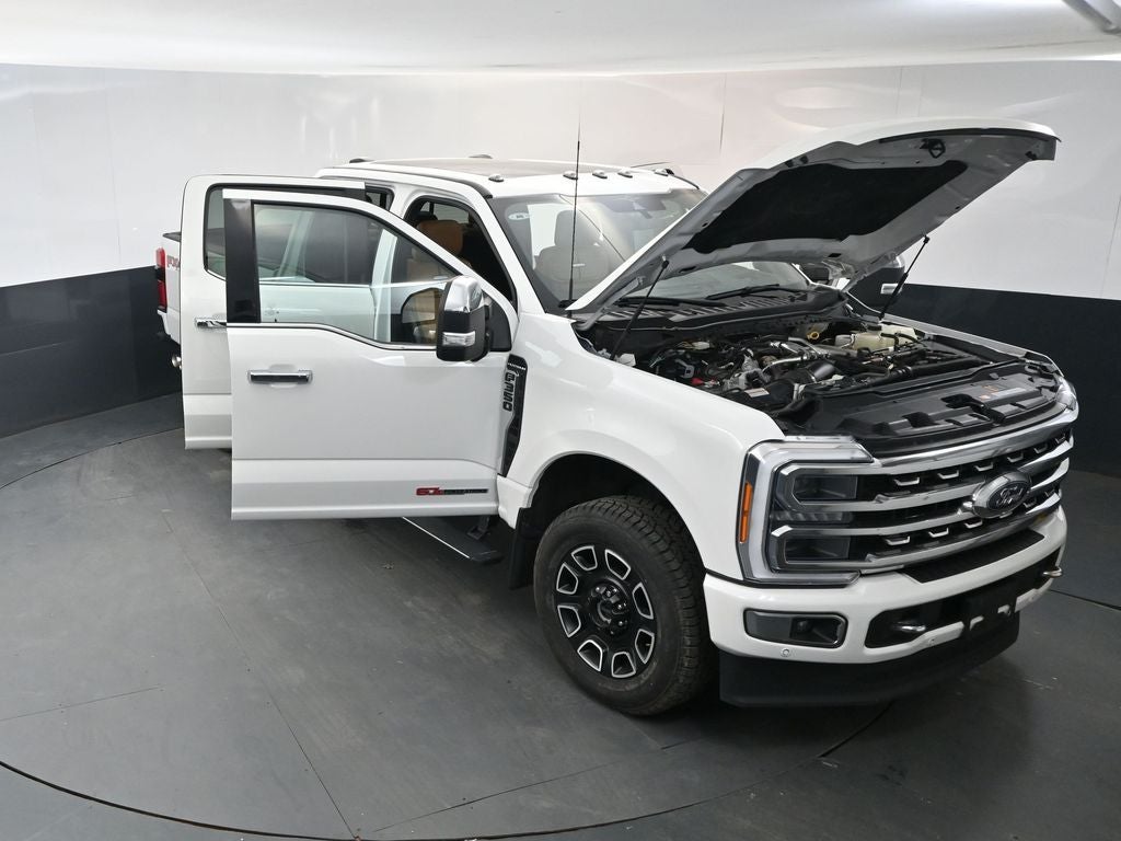 2023 Ford F-350SD Platinum