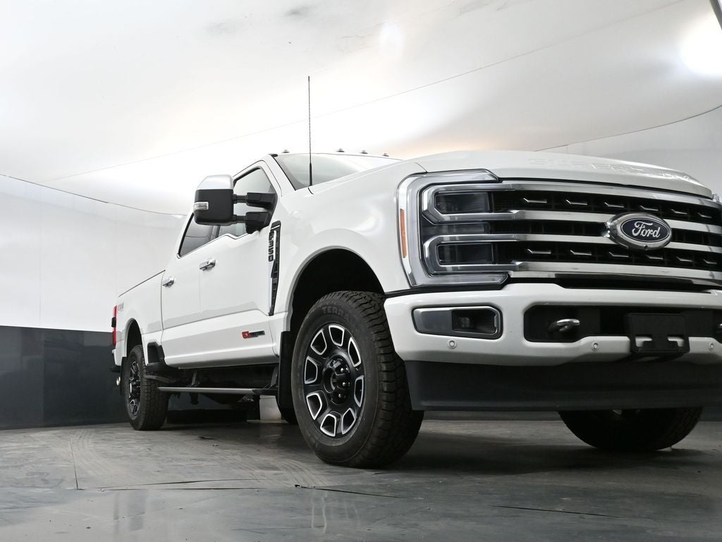 2023 Ford F-350SD Platinum