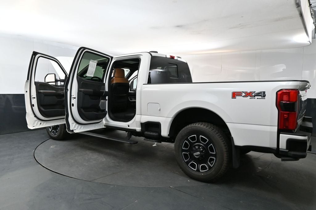 2023 Ford F-350SD Platinum