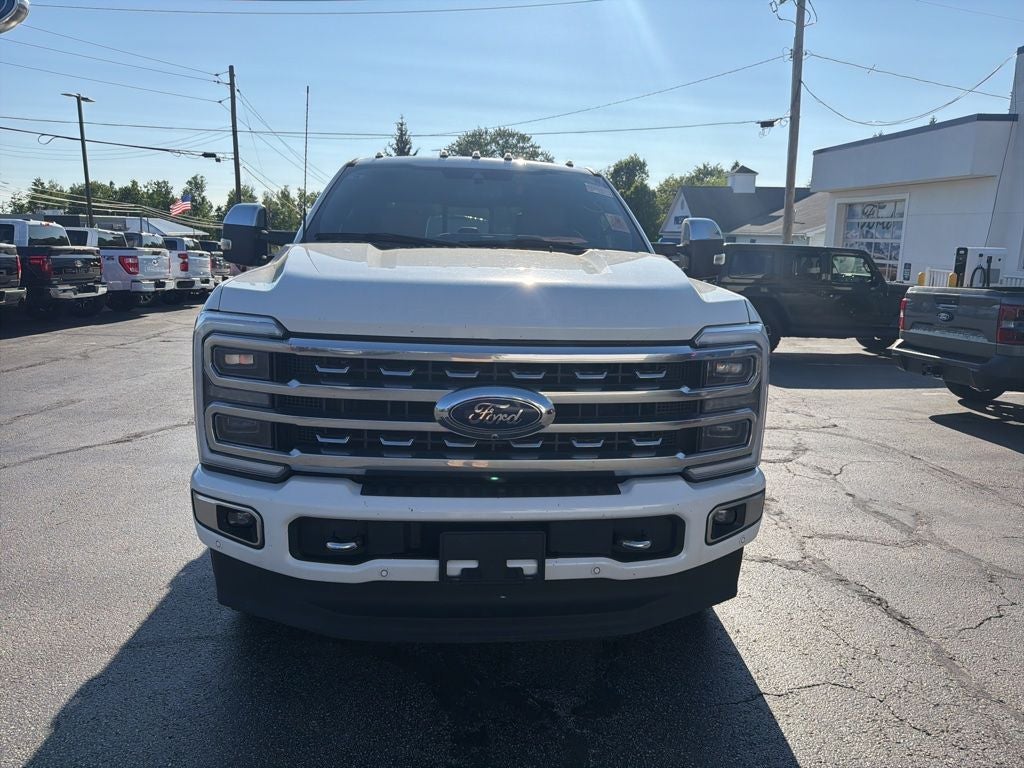2023 Ford F-350SD Platinum