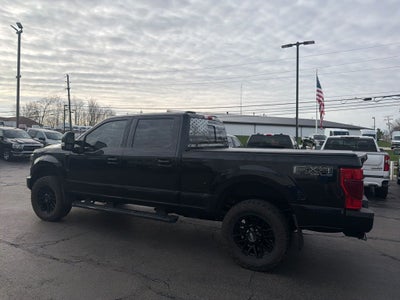 2022 Ford F-350SD Lariat