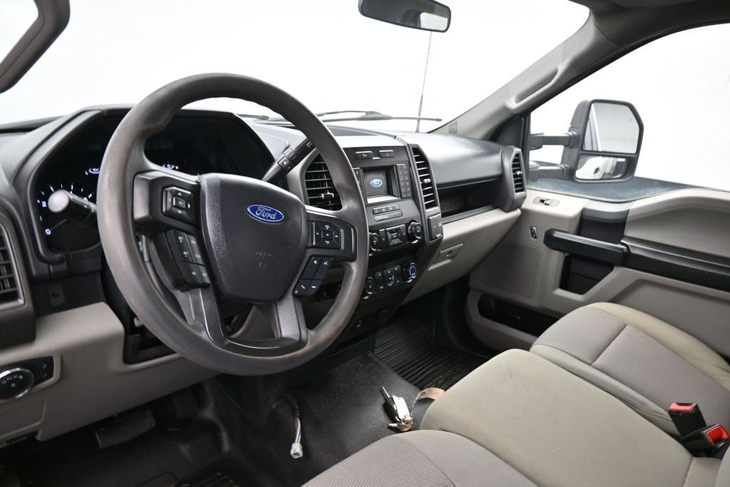 2022 Ford F-350SD XL