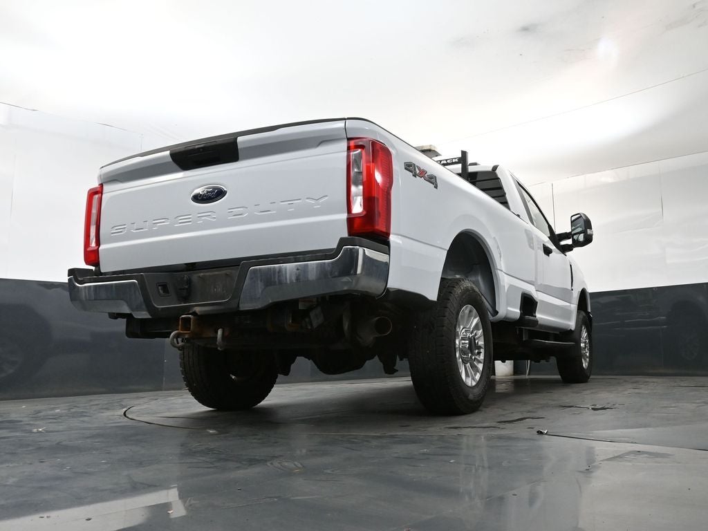 2022 Ford F-350SD XL
