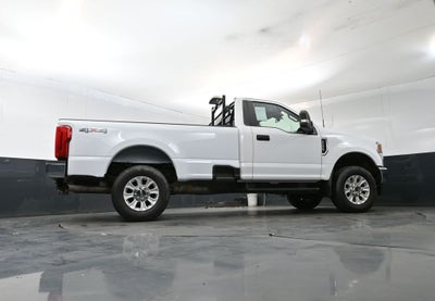 2022 Ford F-350SD XL