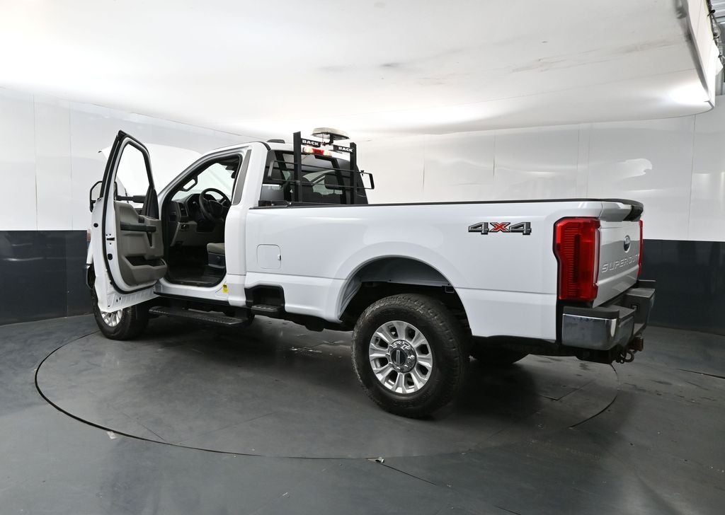 2022 Ford F-350SD XL