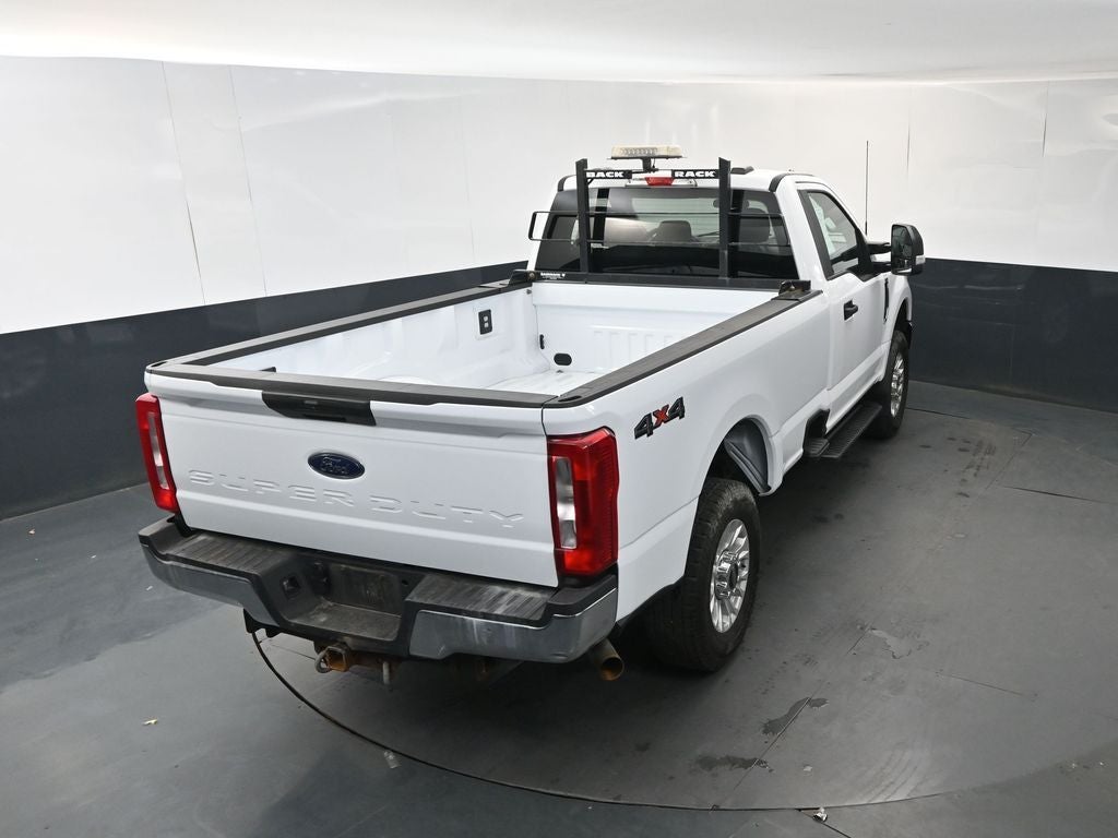 2022 Ford F-350SD XL