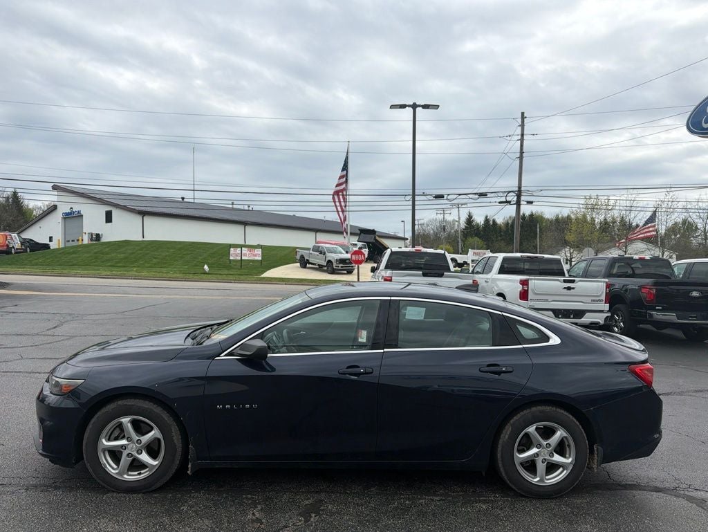 2016 Chevrolet Malibu LS 1LS