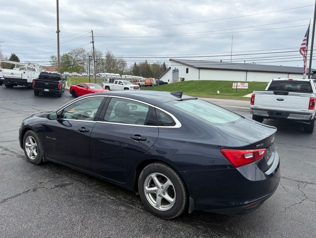 2016 Chevrolet Malibu LS 1LS