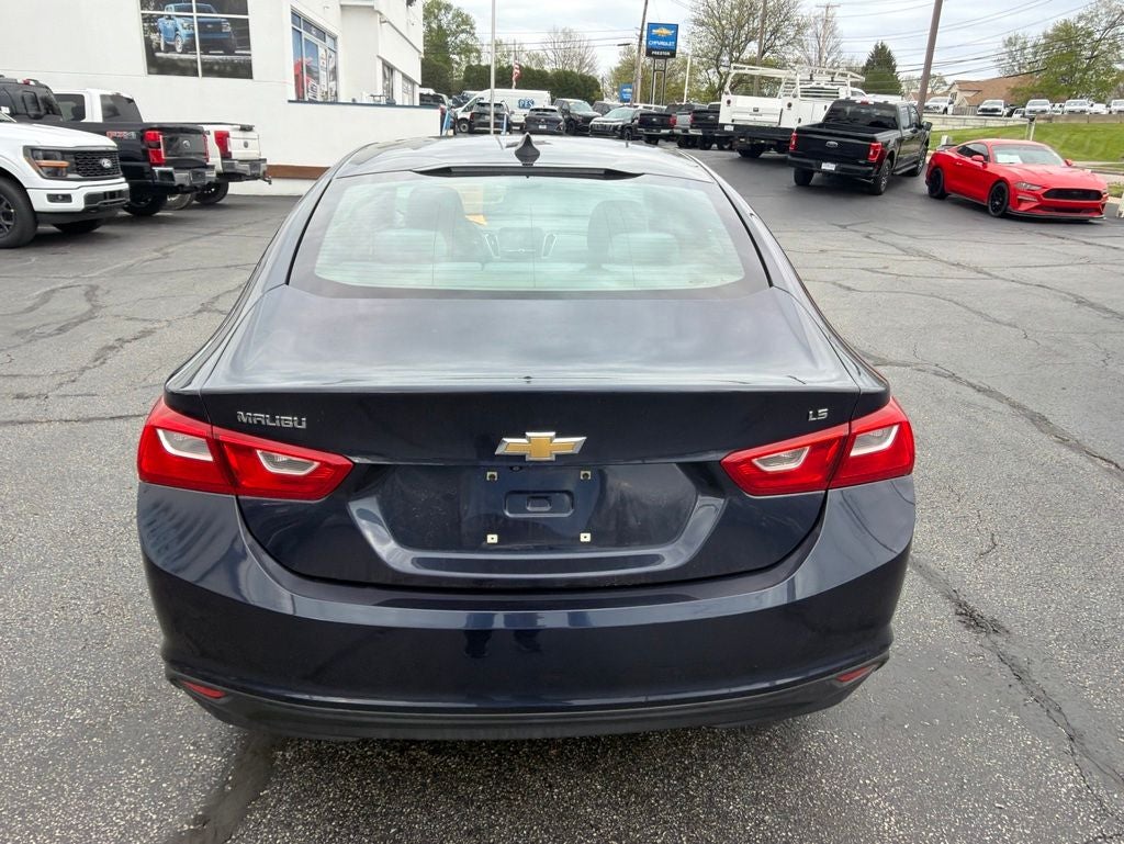 2016 Chevrolet Malibu LS 1LS