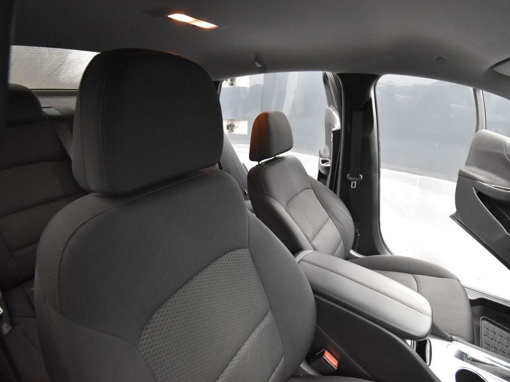 2017 Chevrolet Malibu LT 1LT