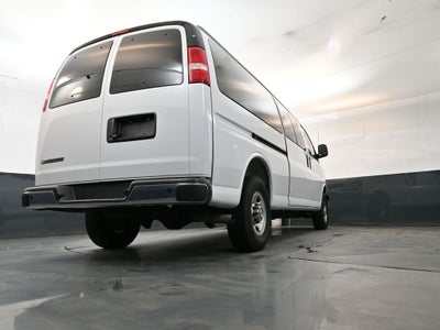 2025 Chevrolet Express 3500 LT Passenger