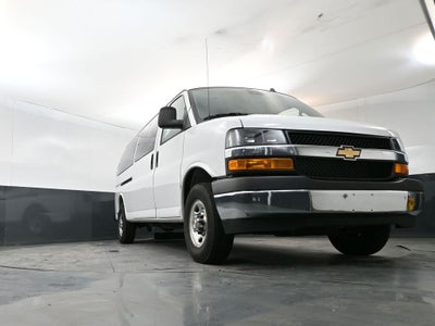 2025 Chevrolet Express 3500 LT Passenger