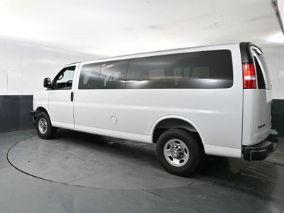2025 Chevrolet Express 3500 LT Passenger