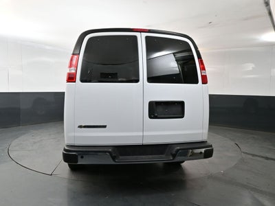 2025 Chevrolet Express 3500 LT Passenger