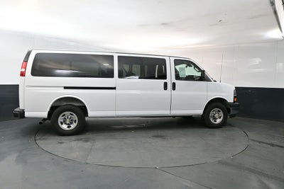 2025 Chevrolet Express 3500 LT Passenger