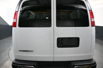 2025 Chevrolet Express 3500 LT Passenger