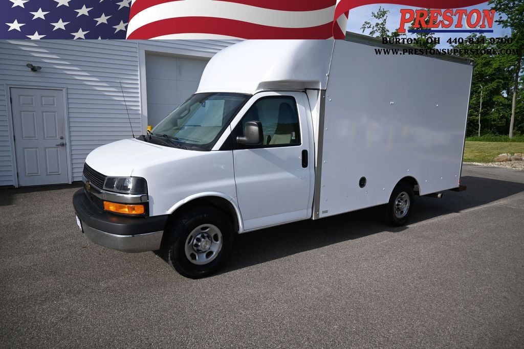 2021 Chevrolet Express 3500 Work Van Cutaway