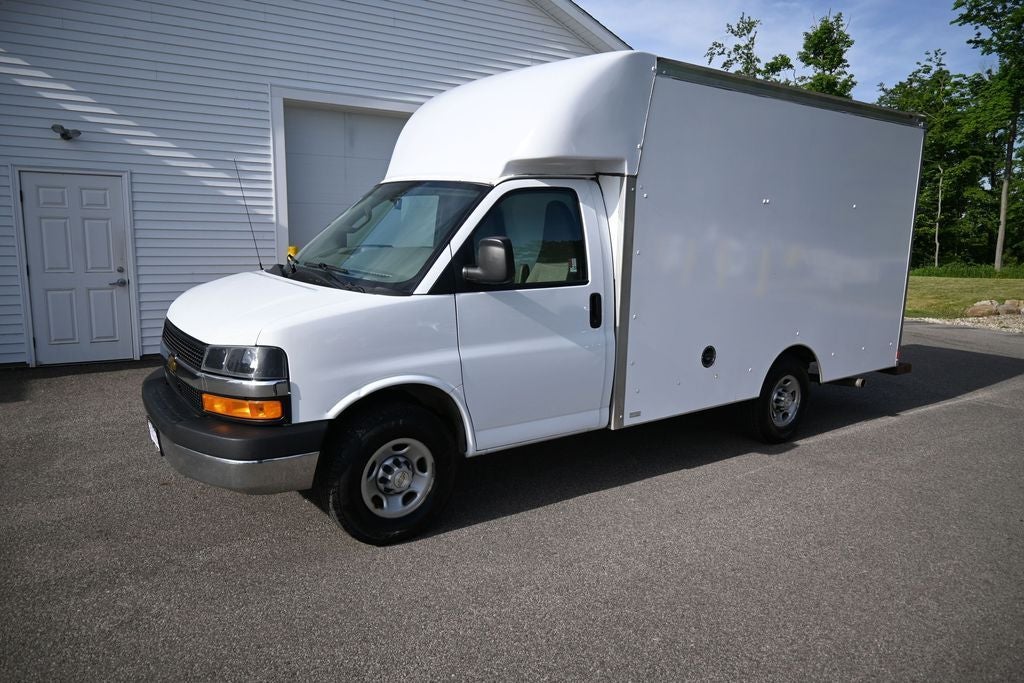 2021 Chevrolet Express 3500 Work Van Cutaway
