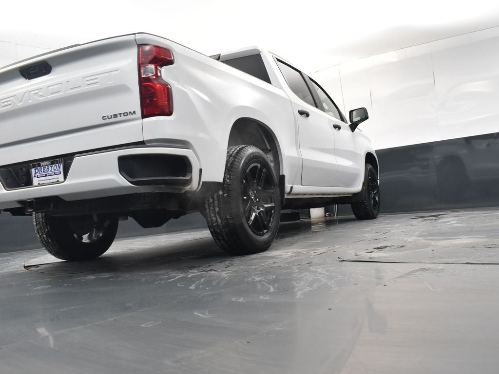 2022 Chevrolet Silverado 1500 Custom