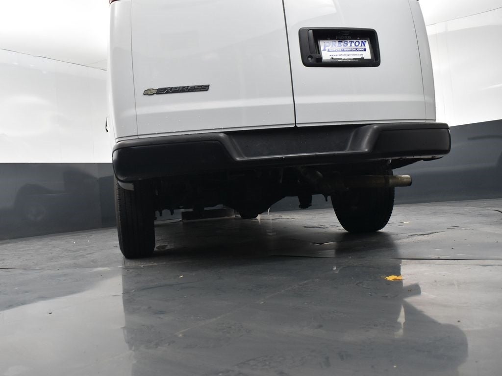 2023 Chevrolet Express 2500 Work Van Cargo