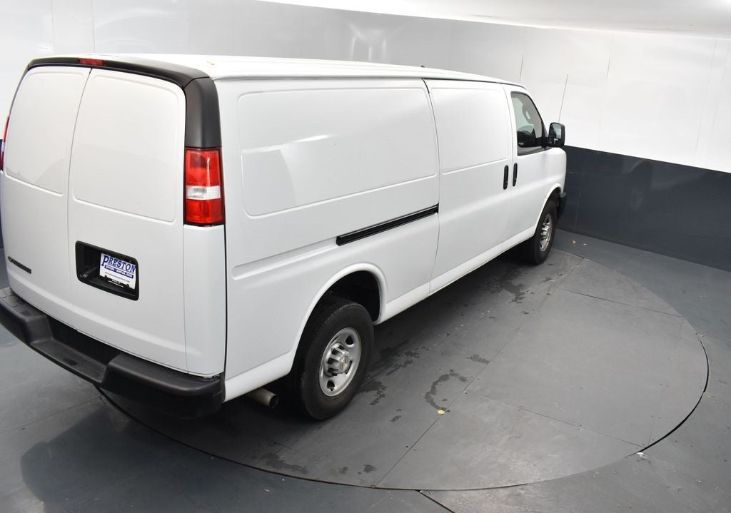 2023 Chevrolet Express 2500 Work Van Cargo