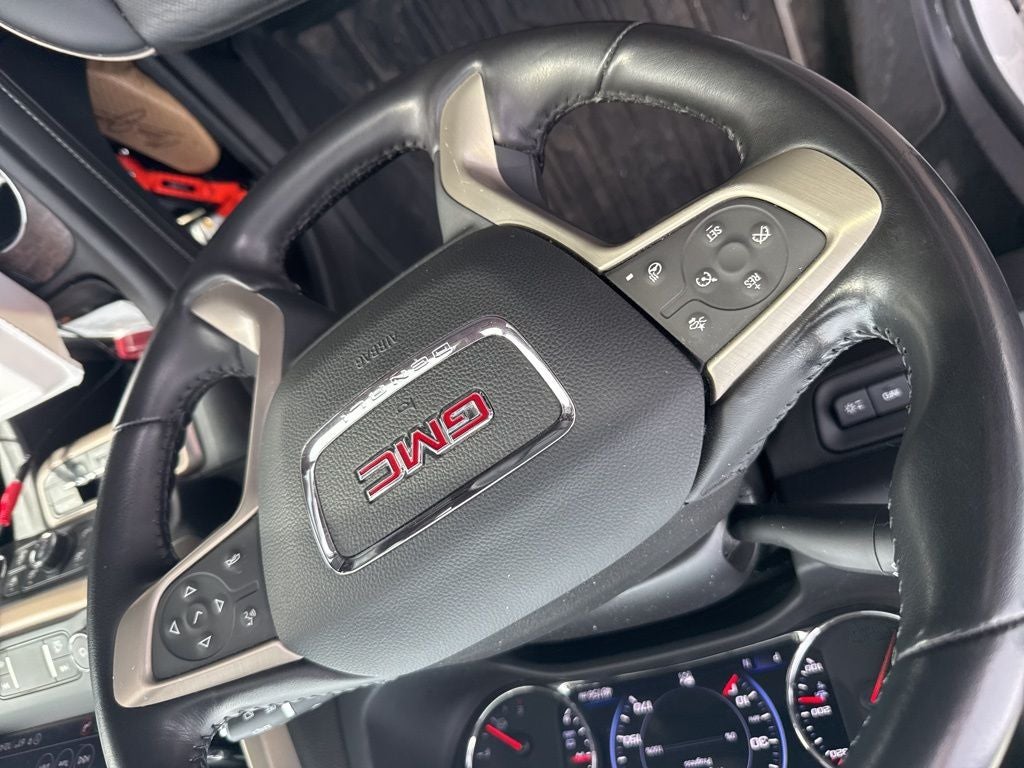 2022 GMC Acadia Denali AWD