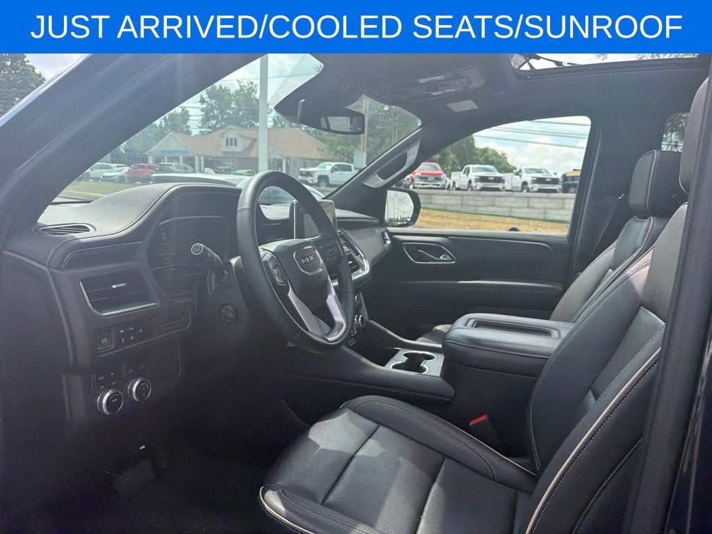 2023 GMC Yukon SLT