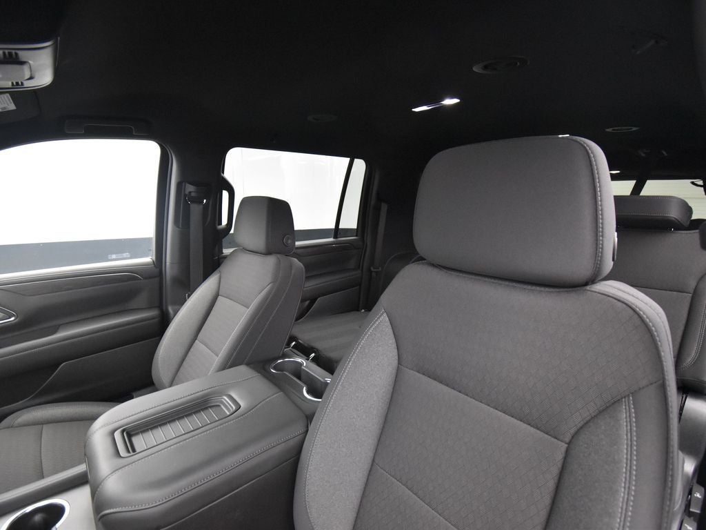 2024 Chevrolet Suburban LS