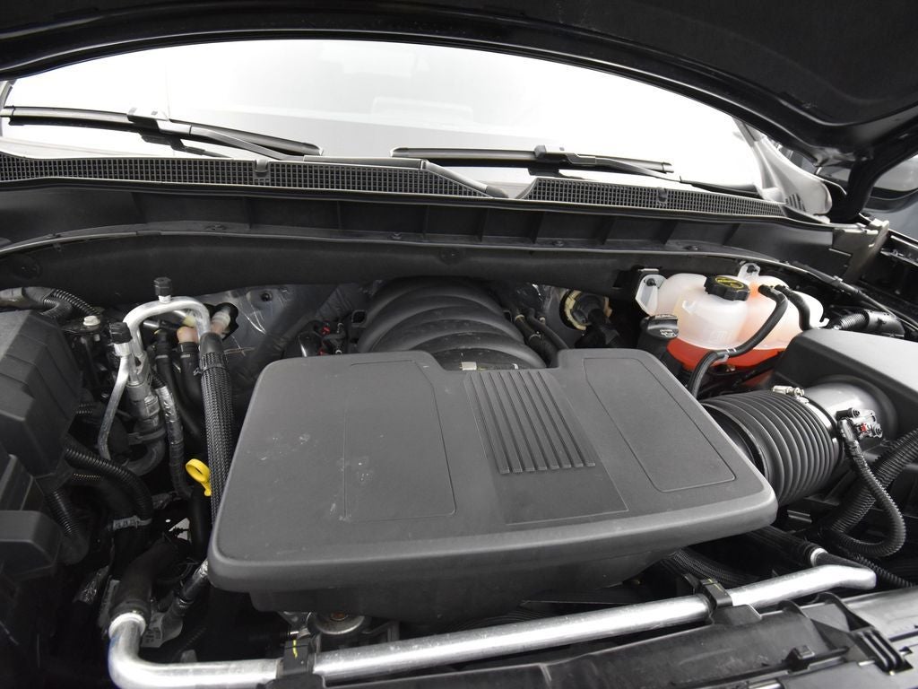 2024 Chevrolet Suburban LS