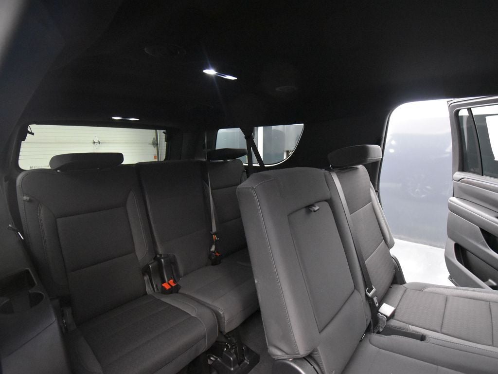 2024 Chevrolet Suburban LS