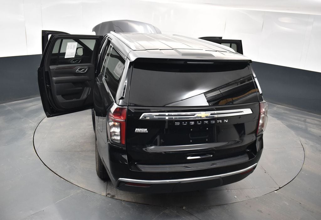 2024 Chevrolet Suburban LS