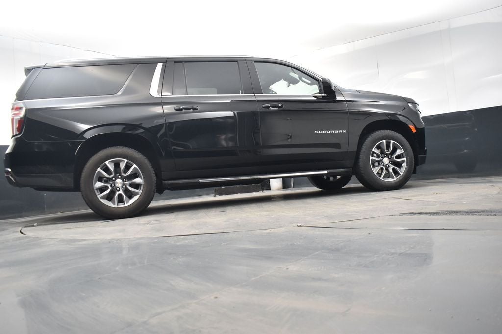 2024 Chevrolet Suburban LS